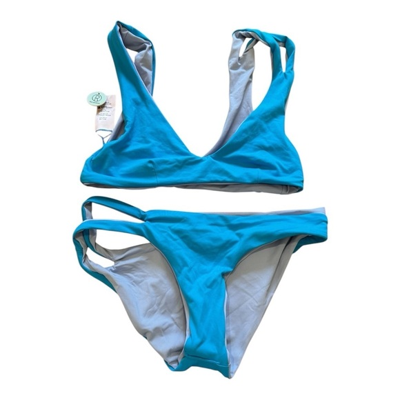 L*Space One Wave Top/Breakers Classic Reversible Bottom in Aura/Elc Blue NWT - Picture 2 of 10